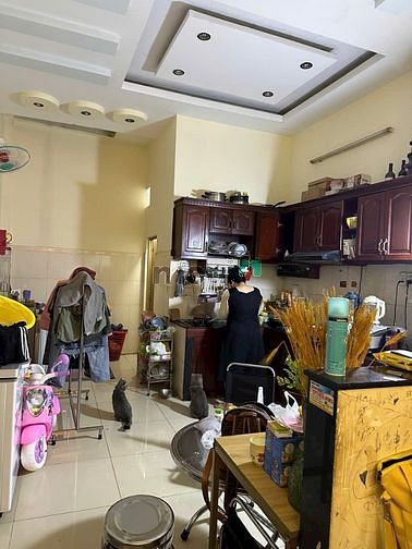 Hình ảnh Nhà 2 lầu 4 phòng ngủ- Đường Bình Trị Đông