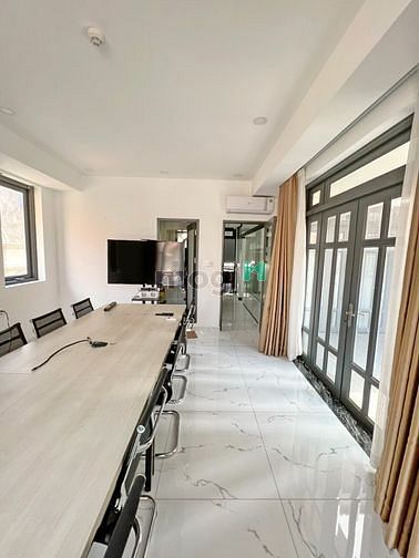 Hình ảnh Cần cho thuê biệt thự có hầm + thang máy MT 8 Đường 12 Himlam Q7