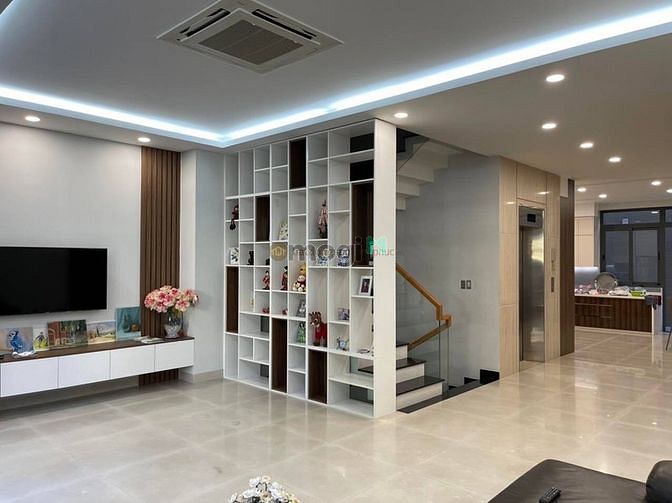 Hình ảnh Chính Chủ Cho Thuê Villa Compound An Phú Q2 có Thang Máy Giá Tốt !!