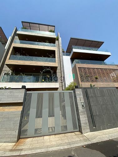 Hình ảnh Hxh gần mặt tiền đường Lý Thái Tổ. Quận 10.Dt: 6x12(65m2) Giá: 10,2 Tỷ