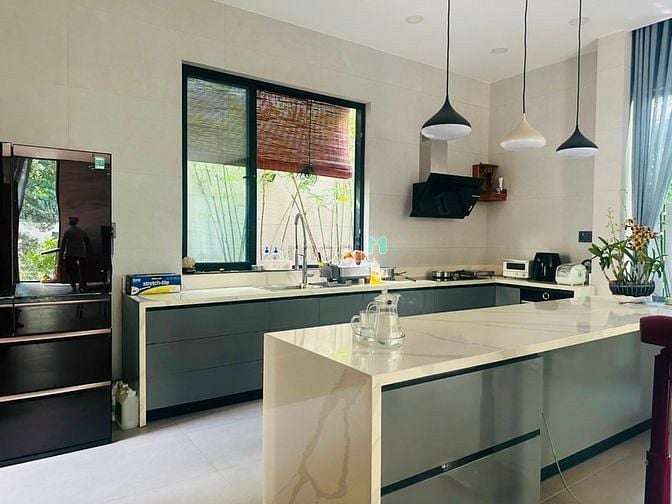 Hình ảnh Chính Chủ Cho Thuê Villa VIP Compound River Mark Q2 300m siêu đẹp !!