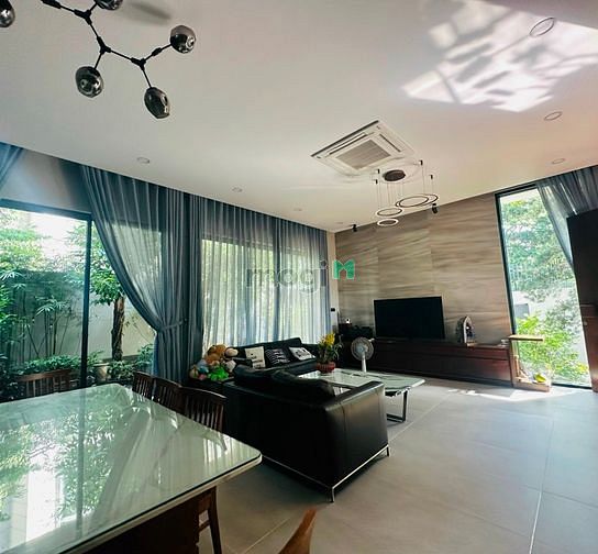 Hình ảnh Chính Chủ Cho Thuê Villa VIP Compound River Mark Q2 300m siêu đẹp !!