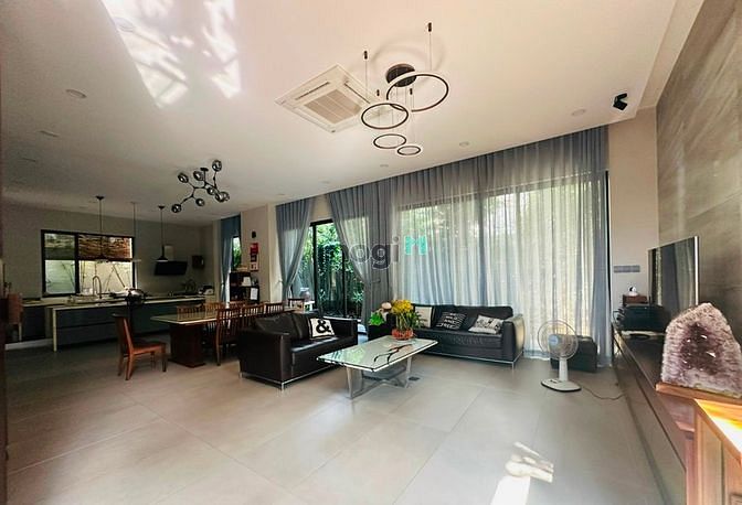 Hình ảnh Chính Chủ Cho Thuê Villa VIP Compound River Mark Q2 300m siêu đẹp !!