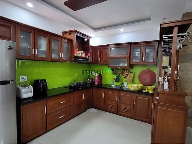 Hình ảnh Cho thuê nhà 3 tầng MT đường Phần Lăng full nội thất