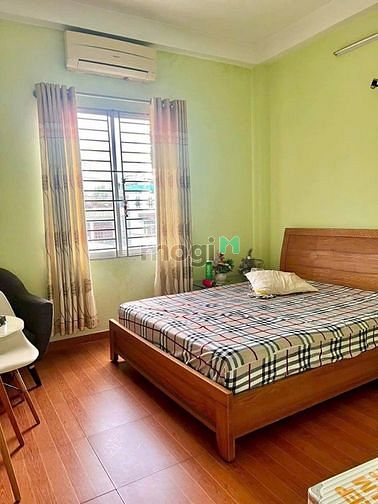 Hình ảnh Nhà 2 lầu 4 phòng ngủ- Đường Tân Hoà Đông