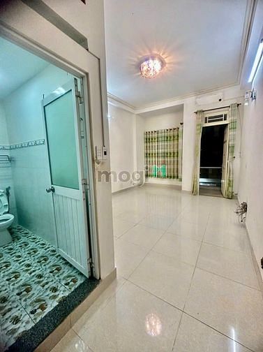 Hình ảnh Nhà 3 lầu 5 phòng ngủ 6wc - đường Bình Trị Đông, hẻm 6m