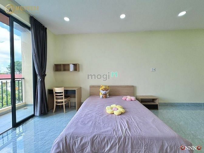 Hình ảnh Cho Thuê Studio Bancolny View Đẹp 45M2 Mới Leng Kengg⭐⭐Phan Đăng Lưu