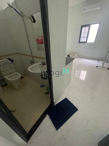 Hình ảnh Studio cửa sổ trời, có bảo vệ, thang máy, giờ giấc tự do