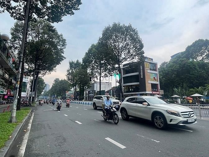 Hình ảnh Cho thuê MT Trần Hưng Đạo, Q1- 7*20m - giá 50tr/tháng