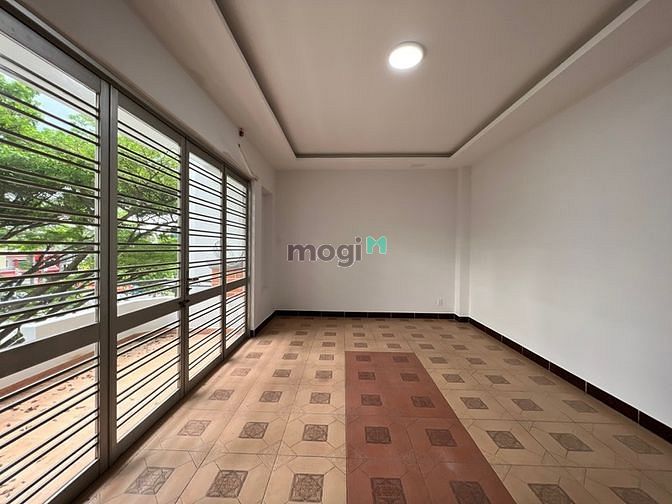 Hình ảnh Phòng studio ban công rộng 25m2 mới xây khu Tên Lửa