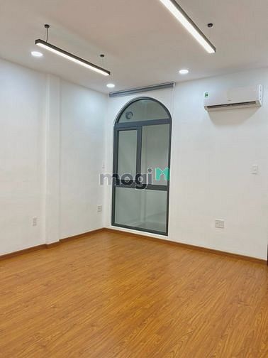 Hình ảnh Mặt tiền 3 lầu NHÀ MỚI dtsd 300m2 p2 Tân Bình