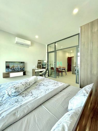 Hình ảnh Căn Hộ Cao Cấp 1PN Full NT - Máy Giặt Riêng - Balcon Ngay Sân Bay TSN