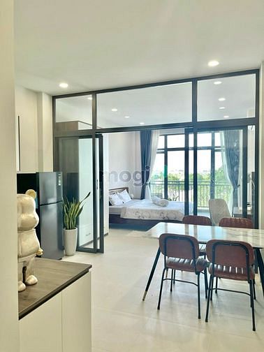 Hình ảnh Căn Hộ Cao Cấp 1PN Full NT - Máy Giặt Riêng - Balcon Ngay Sân Bay TSN