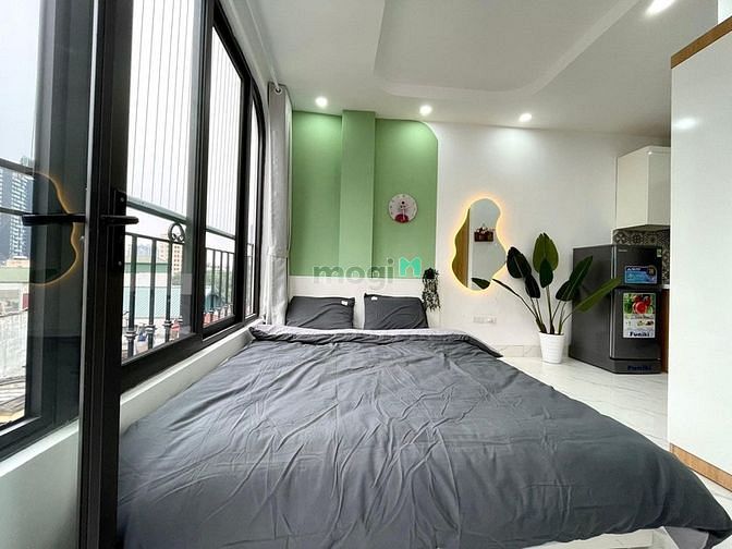 Hình ảnh Studio bancon lớn nhiều cửa sổ siêu hiện đại ngay Dạ Nam Quận 8