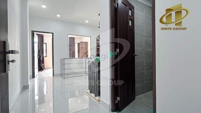 Hình ảnh Cho thuê Mb6623 nạp rút nhanh chóng có ban công đủ nội thất ngay quận trung tâm