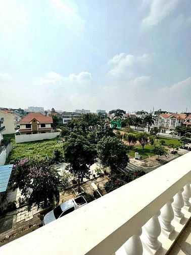 Hình ảnh Nhà [5x20] 3 lầu 5 phòng ngủ- Khu Tên Lửa