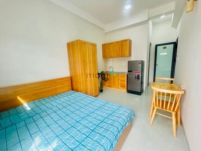 Hình ảnh Cho thuê CHDV mới xây_Ban công_Full nt_Cạnh VLU cs2_Có thang máy