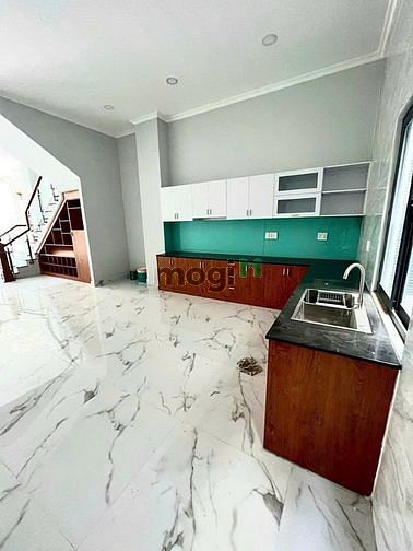 Hình ảnh Nhà [5x20] 3 lầu 5 phòng ngủ- Khu Tên Lửa