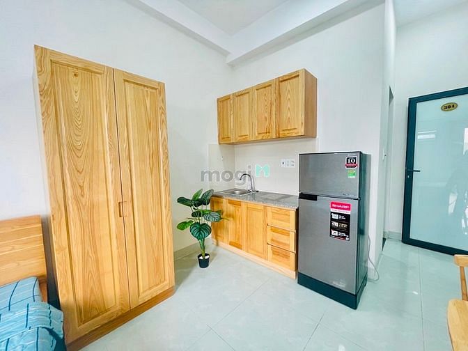 Hình ảnh Cho thuê CHDV mới xây_Ban công_Full nt_Cạnh VLU cs2_Có thang máy