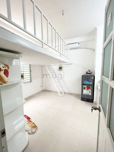 Hình ảnh Phòng Duplex Cửa Sổ Lớn Phú Nhuận
