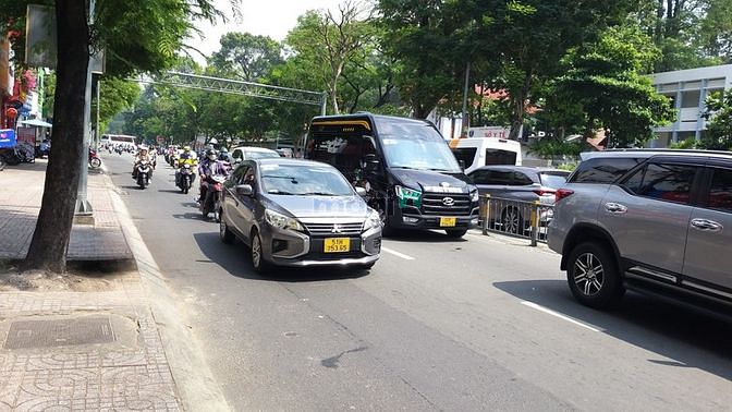 Hình ảnh Cho thuê MB nguyên thị mình khai Q.3 100m2 38tr TL