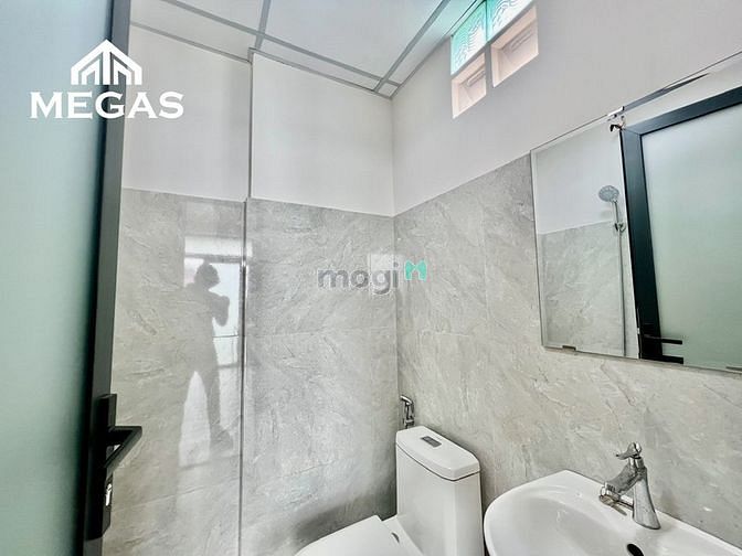 Hình ảnh Căn Hộ cao Cấp Mới Xây - Full Nội Thất -Ban Công - View Kính Vườn Lài