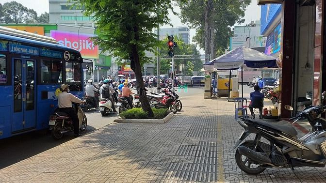 Hình ảnh Cho thuê MB nguyên thị mình khai Q.3 100m2 38tr TL