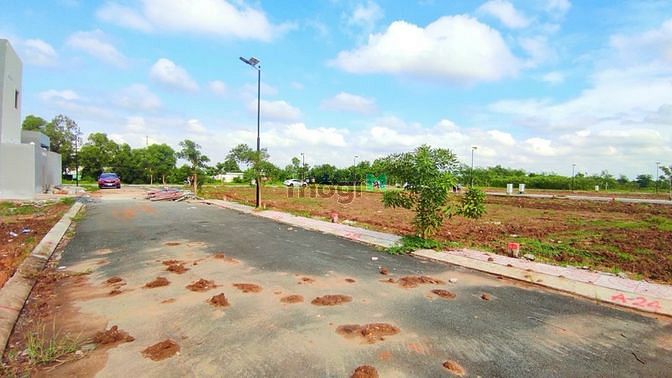 Hình ảnh Chính chủ cần bán lô đất thổ cư 5 mét dài 18.3 mét ,bao phí sang tên