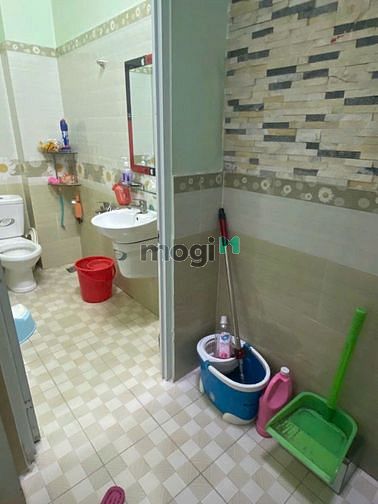 Hình ảnh Nhà [4x18] 3 lầu 4 phòng ngủ- Hương lộ 2