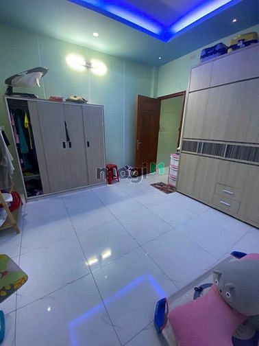 Hình ảnh Nhà [4x18] 3 lầu 4 phòng ngủ- Hương lộ 2