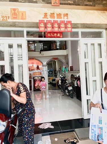 Hình ảnh Nhà 1 lửng 2 lầu đường Tỉnh Lộ 10 giáp Tên Lửa