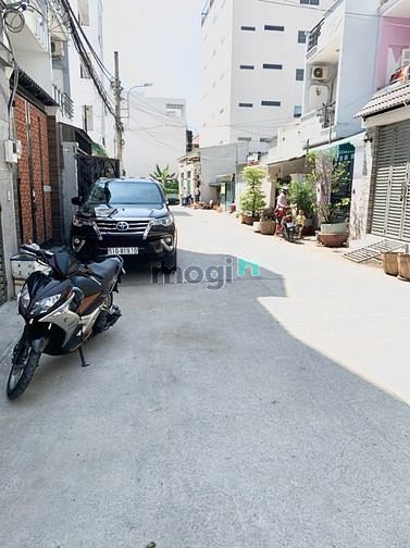 Hình ảnh Nhà 1 lửng 2 lầu đường Tỉnh Lộ 10 giáp Tên Lửa