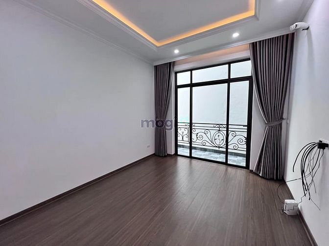 Hình ảnh Ngõ Thịnh Quang - Đống đa S: 47.4m2; MT 3.5m; Giá: 5.65 tỷ.