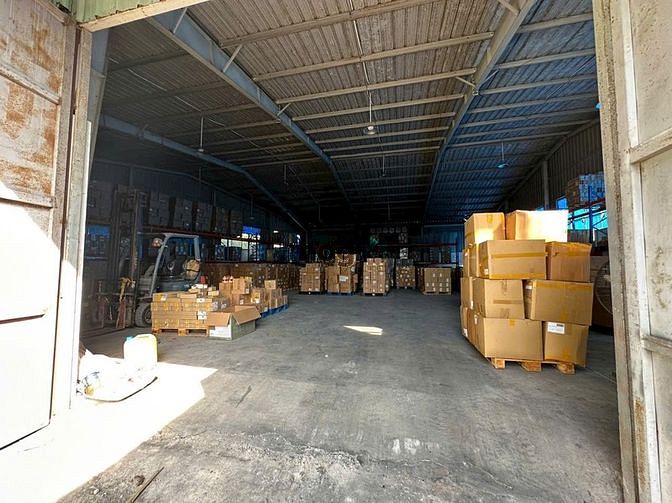 Hình ảnh Kho Mặt tiền  Tỉnh lộ 10 1200 m2. Gần Tên Lửa  75 tr