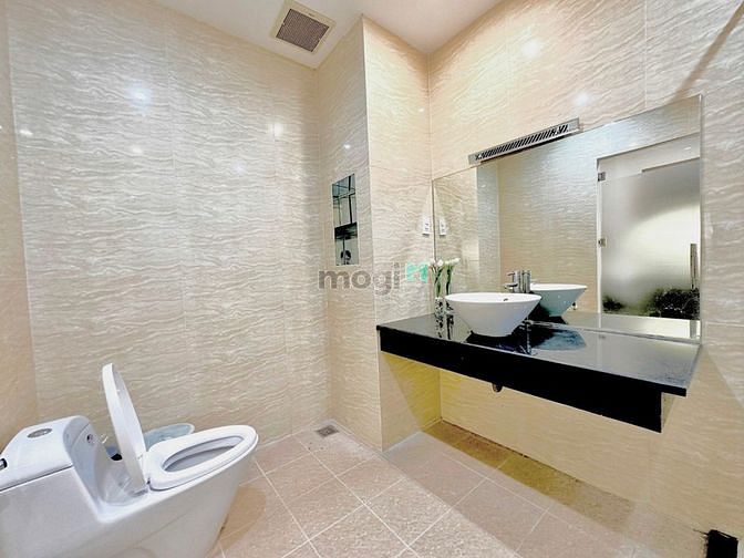 Hình ảnh Cho thuê căn Studio full nội thất sang sịn mịn ngay trung tâm Bthanh