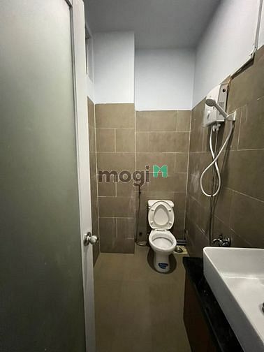 Hình ảnh Cho thuê phòng bancon lớn có máy giặt riêng Hoàng Sa Quận 3