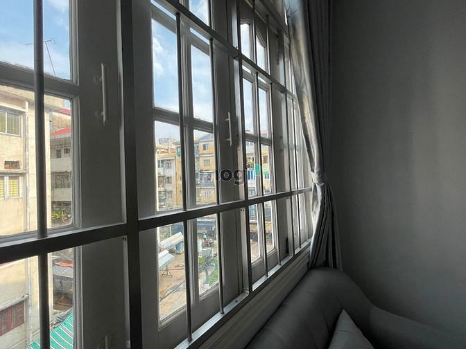 Hình ảnh Cho thuê phòng đường Hoàng Sa Quận 1 có nội thất có ban công