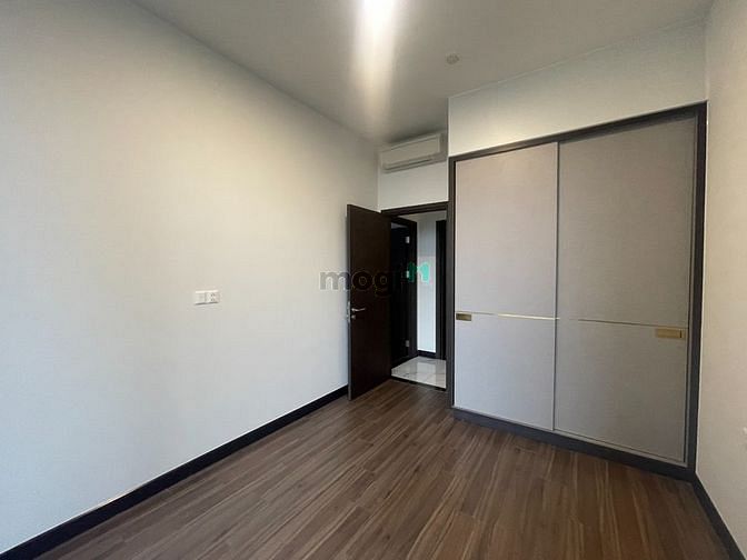 Hình ảnh C/hộ còn mới dọn vào ngay Empire City nội thất cơ bản 2PN