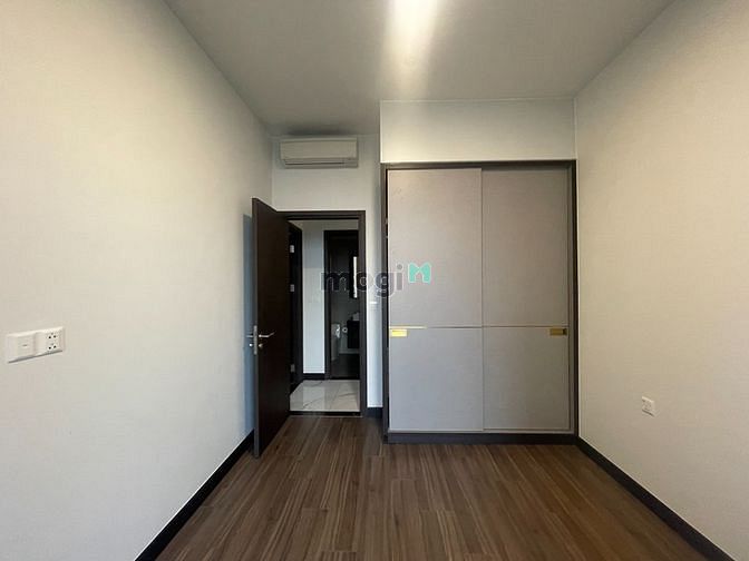 Hình ảnh C/hộ còn mới dọn vào ngay Empire City nội thất cơ bản 2PN