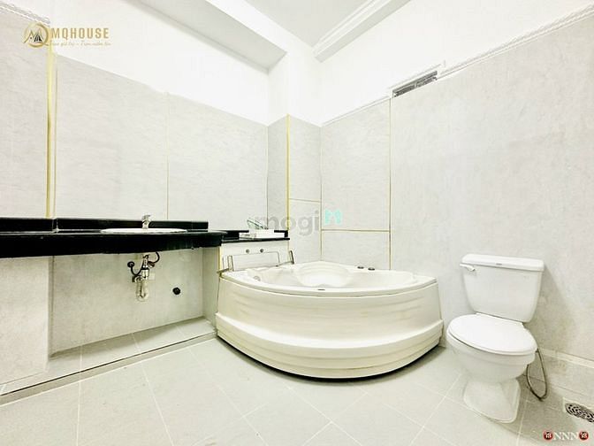 Hình ảnh 🌏Căn Hộ Mới 100% _ 55m2 _Phan Xích Long_Bồn Tắm _ Full NT Gỗ Cao Cấp