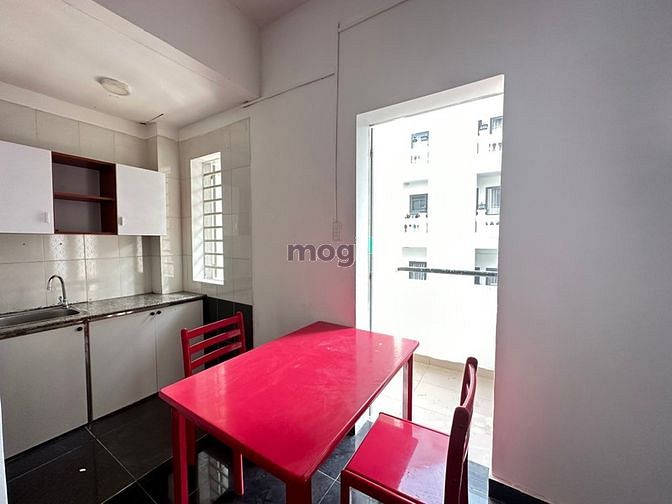Hình ảnh Cho thue Studio 35M2_Bếp xa giường ngủ _Ban công rộng_Full nội thất