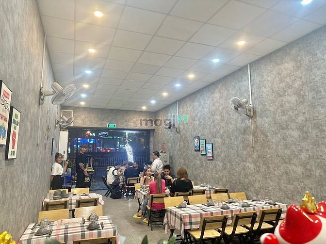 Hình ảnh Cho thuê mặt bằng vỉa hè rộng 10m Ngay nguyễn cư trinh, Quận 1