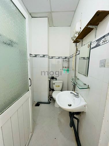 Hình ảnh Phòng  full nội thất giờ giấc tự do QUận 10