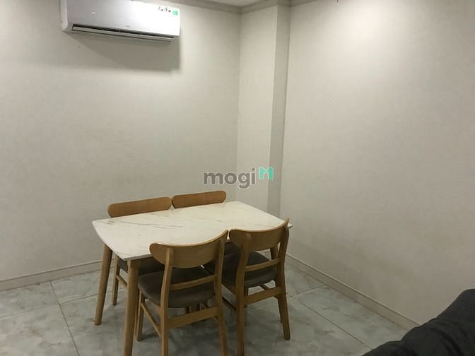 Hình ảnh Cho thuê căn 2PN,2WC,81m2, tầng cao, view cao, đẹp, 12tr/th(full nt)