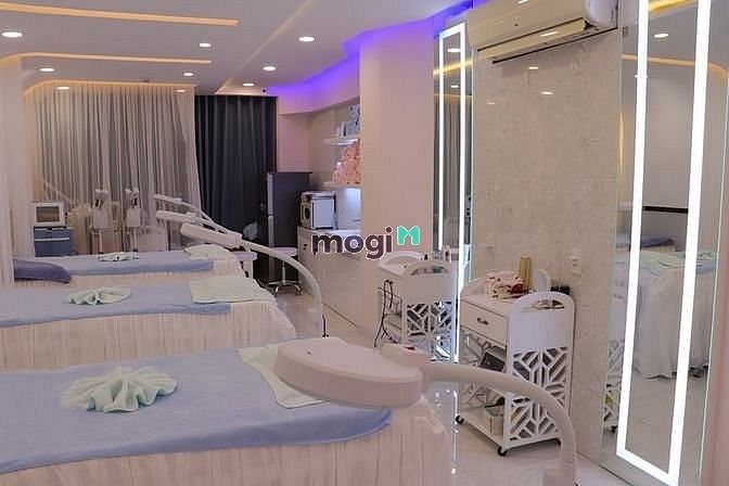 Hình ảnh Cho Thuê Tòa 7 Tầng, Có Thang Máy, Hầm Xe, Đường 2 Chiều VÕ VĂN TẦN