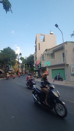 Hình ảnh Cho Thuê 39A Nguyễn Thái Bình, Phường 4, Quận Tân Bình