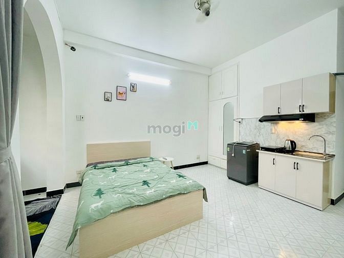 Hình ảnh Studio full nội thất bancol lớn 40m2 gần Chung cư Hà Đô