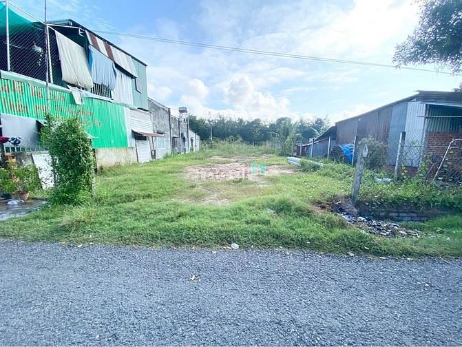 Hình ảnh RA GẤP Đất Phước Thạnh, Gò Dầu, 204m2, 700 triệu, SHR, PLRR