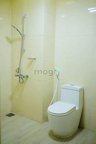 Hình ảnh Bán gấp CC Phúc Thịnh Q.5. DT 68m2, 2P, 2WC.Giá bán 2,6 tỷ