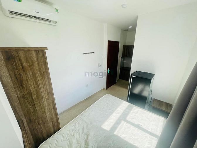 Hình ảnh Cho Thuê Căn Hộ Cửa Sổ Lớn 30M2 - Full NT Thang Máy - Hoàng Hoa Thám